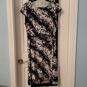 Anne Klein belted dress